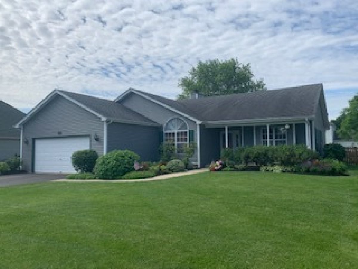 Homes Sold Fox Valley Country Club Estates North Aurora Illinois, 702 Oak Crest