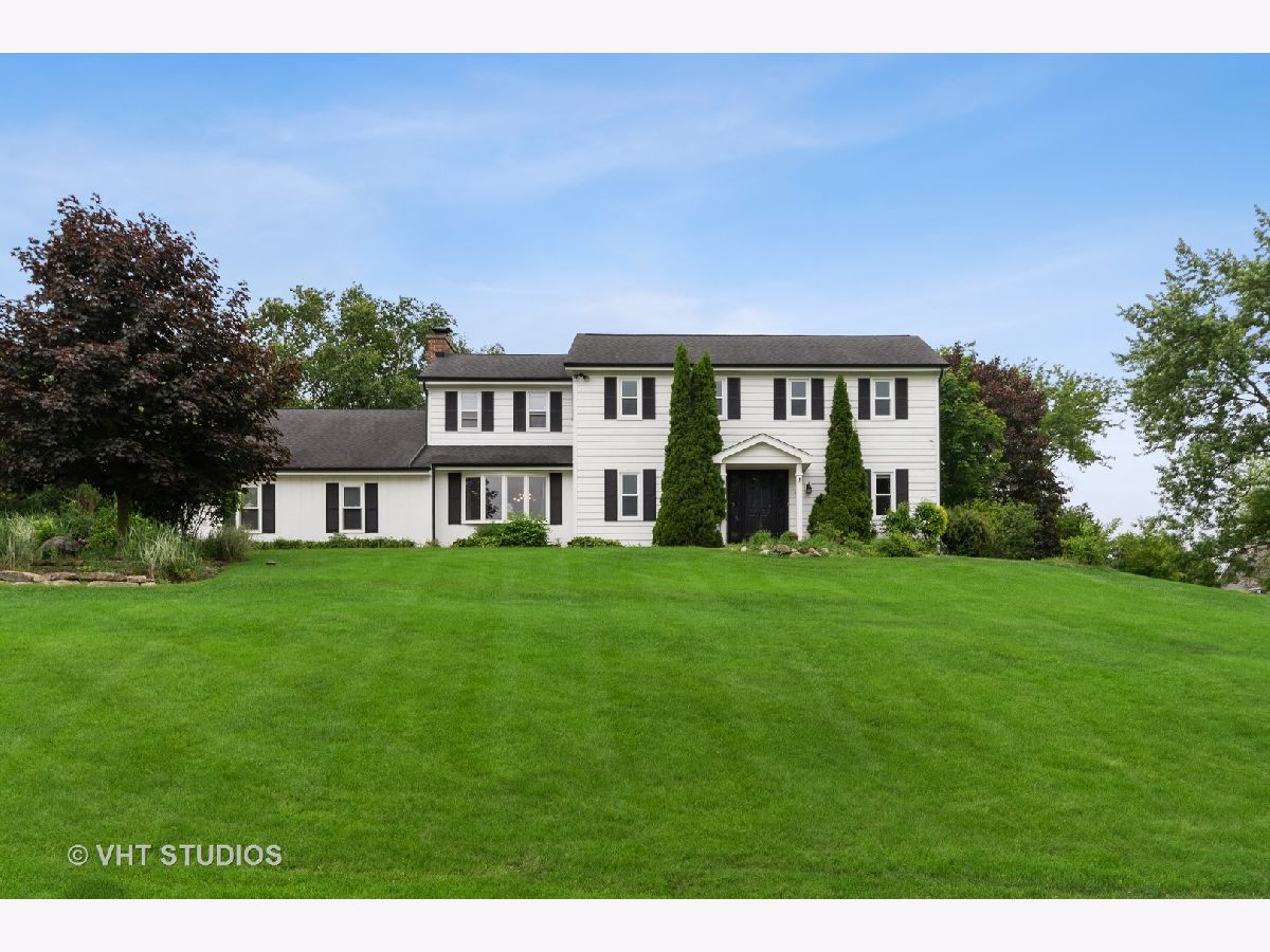 Homes Sold Oak Ridge North Barrington Illinois, 23405 Cattail