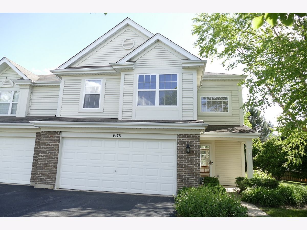 Homes & Townhomes Rented Foxmoor Montgomery Illinois, 1976 Waverly