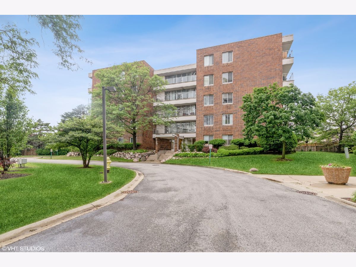 Triumvera Glenview IL, Condos & Townhomes For Sale & For Rent Sadie