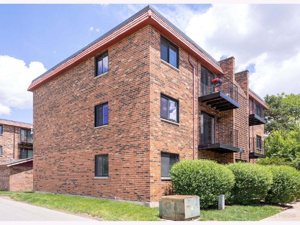 Condominiums Sold Cinnamon Cove Mount Prospect Illinois, 1773 Algonquin