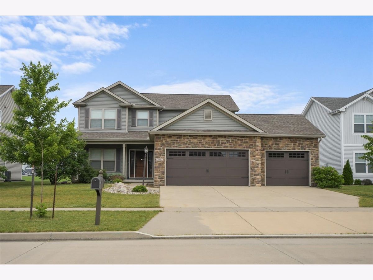 Homes Sold Wills Trace Champaign Illinois, 5012 Emmas