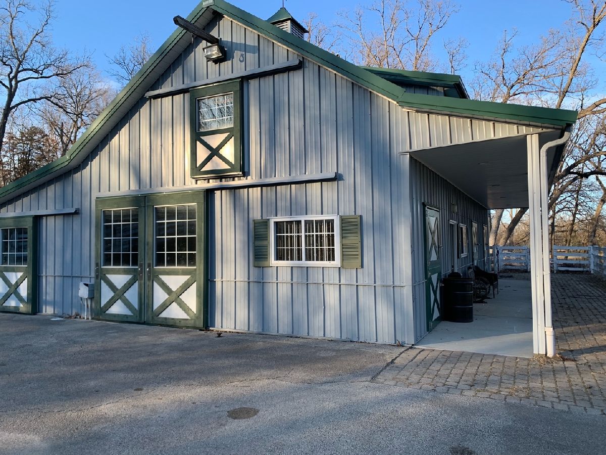  Rented Barrington Hills Illinois, 4 W County Line