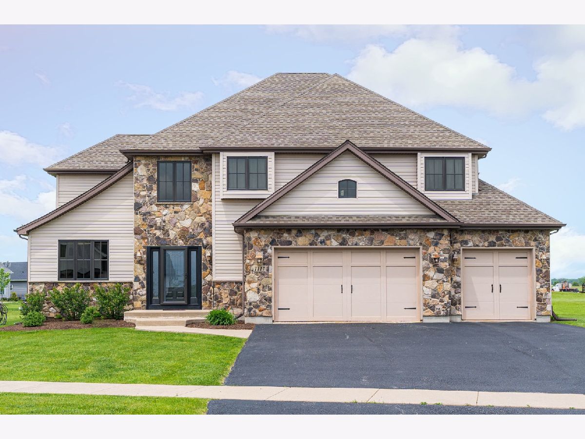 Homes Sold Sycamore Creek Sycamore Illinois, 1117 Heron Creek