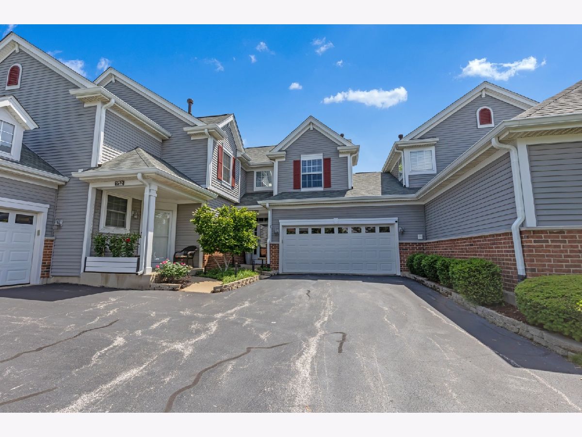 Townhomes & Homes Sold Briarcourt Villas Aurora Illinois, 1756 Pontarelli