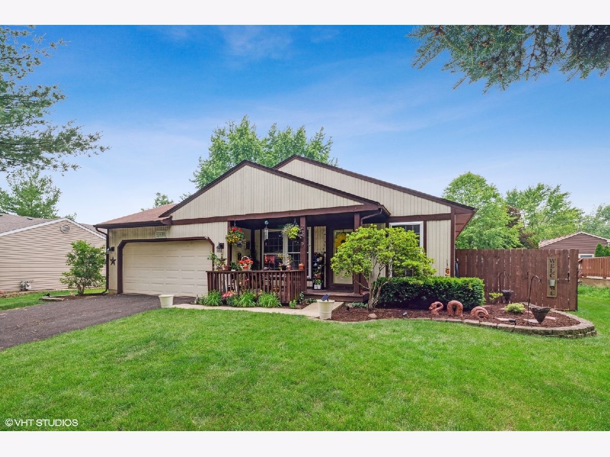 Homes Sold Pepper Place Naperville Illinois, 2319 Wayland