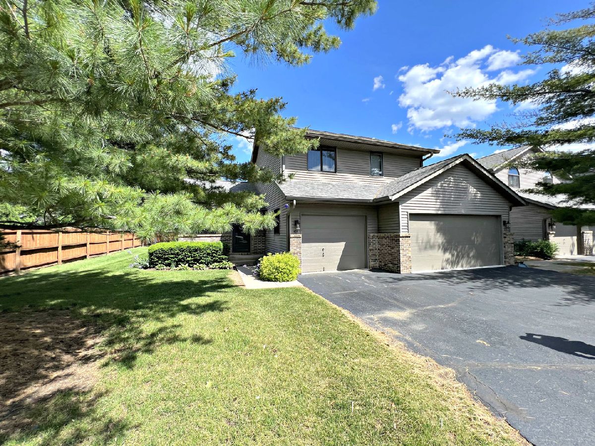 Townhomes Sold Berkshire Place Crystal Lake Illinois, 428 Berkshire