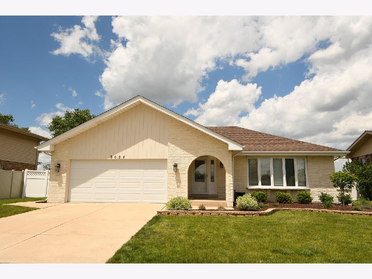Homes & Townhomes & Condos Sold Meadow Park Tinley Park Illinois, 8024 Meadow