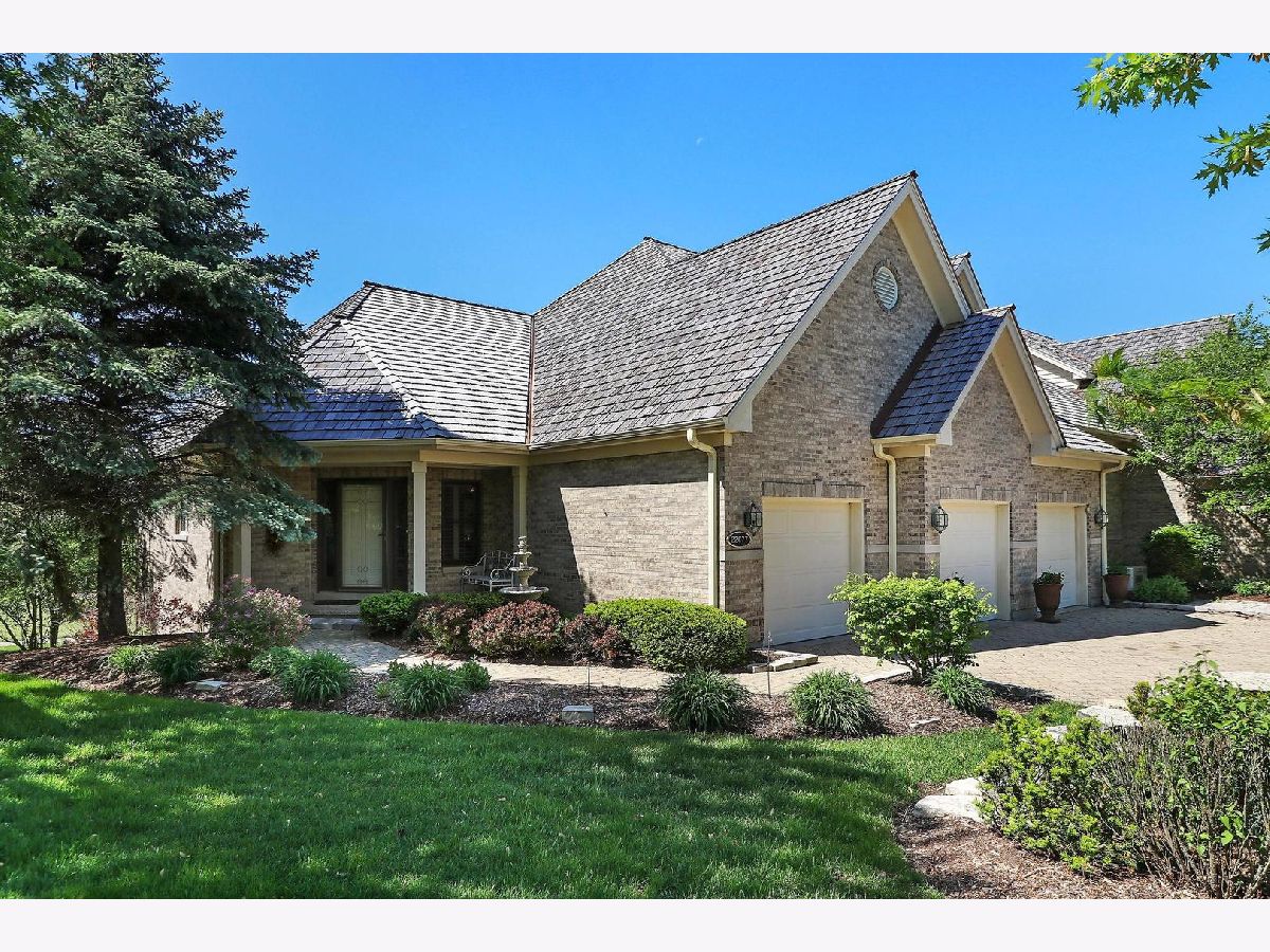 Homes & Condos & Townhomes Sold Ivanhoe Estates Mundelein Illinois, 22077 Vernon Ridge