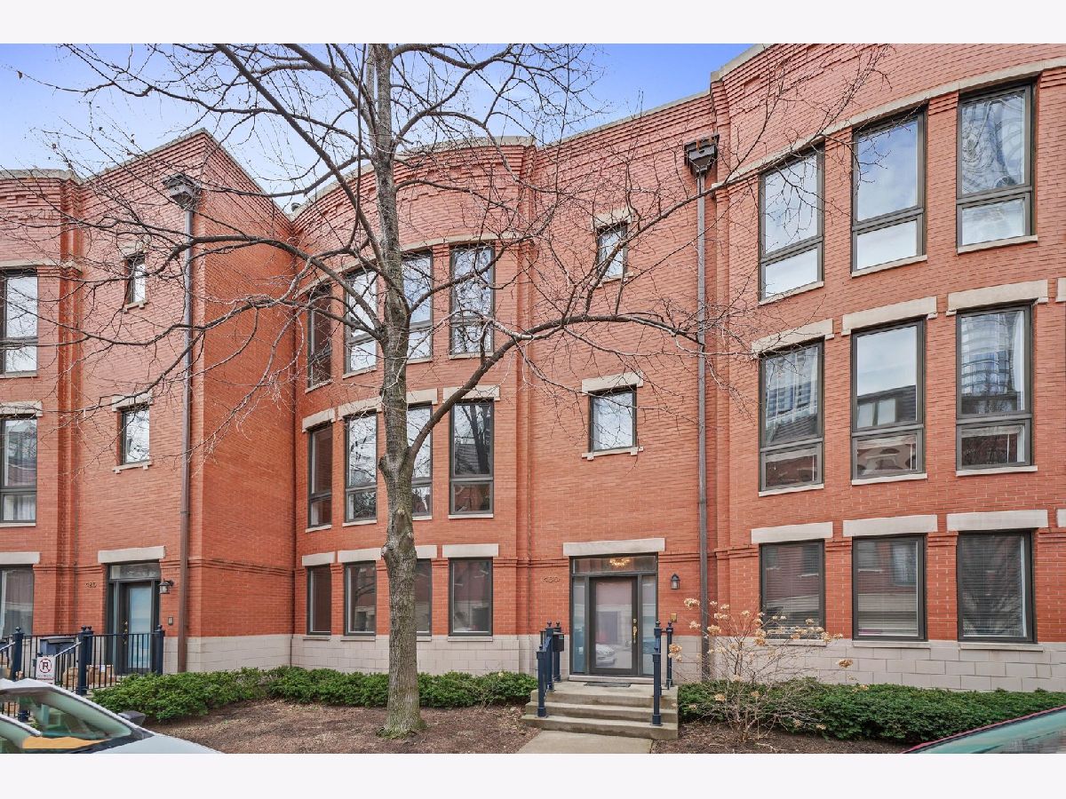 Kinzie Park Chicago IL, Townhomes & Condos For Sale & For Rent Sadie