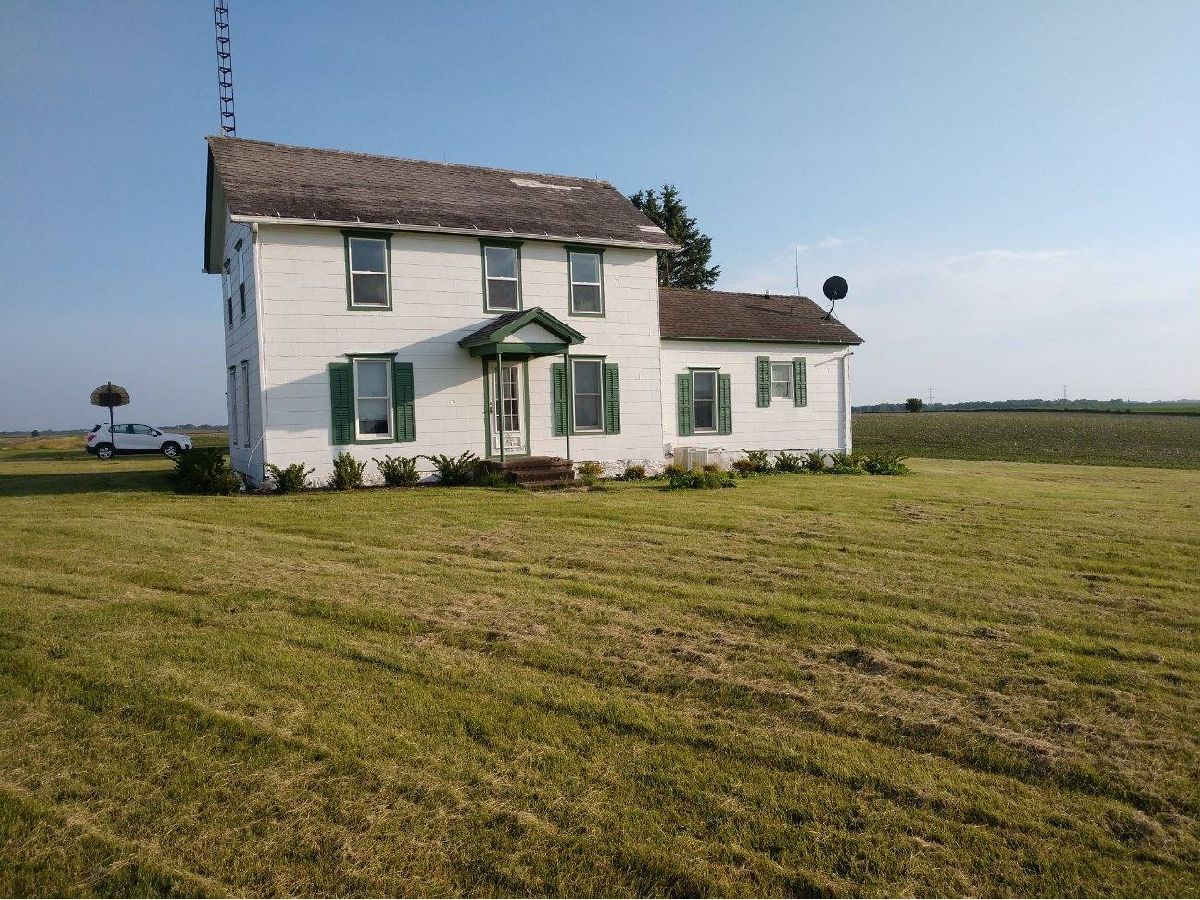  Rented Seneca Illinois, 2940 30th