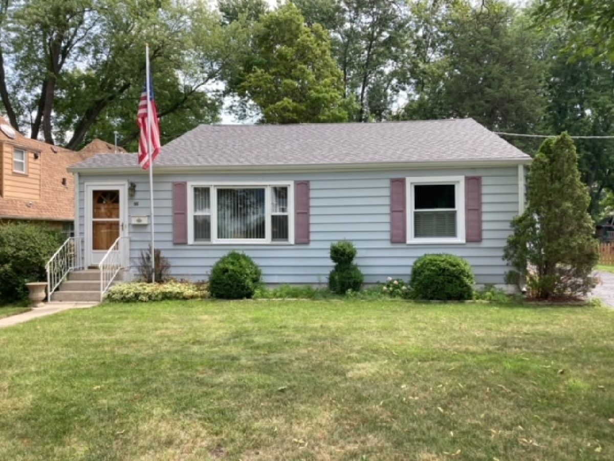 Homes Sold Heritage Grayslake Illinois, 219 Slusser