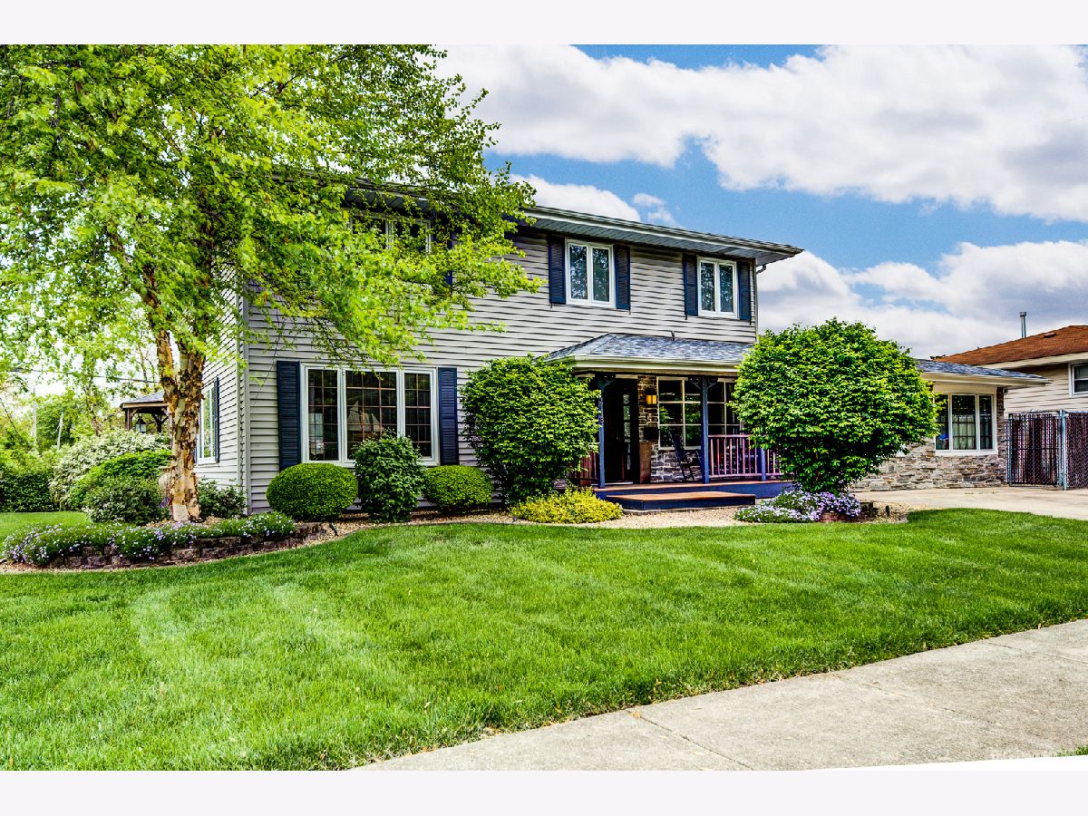 Homes & Condos & Townhomes Sold Midlothian Gardens Midlothian Illinois, 14748 Kilbourn