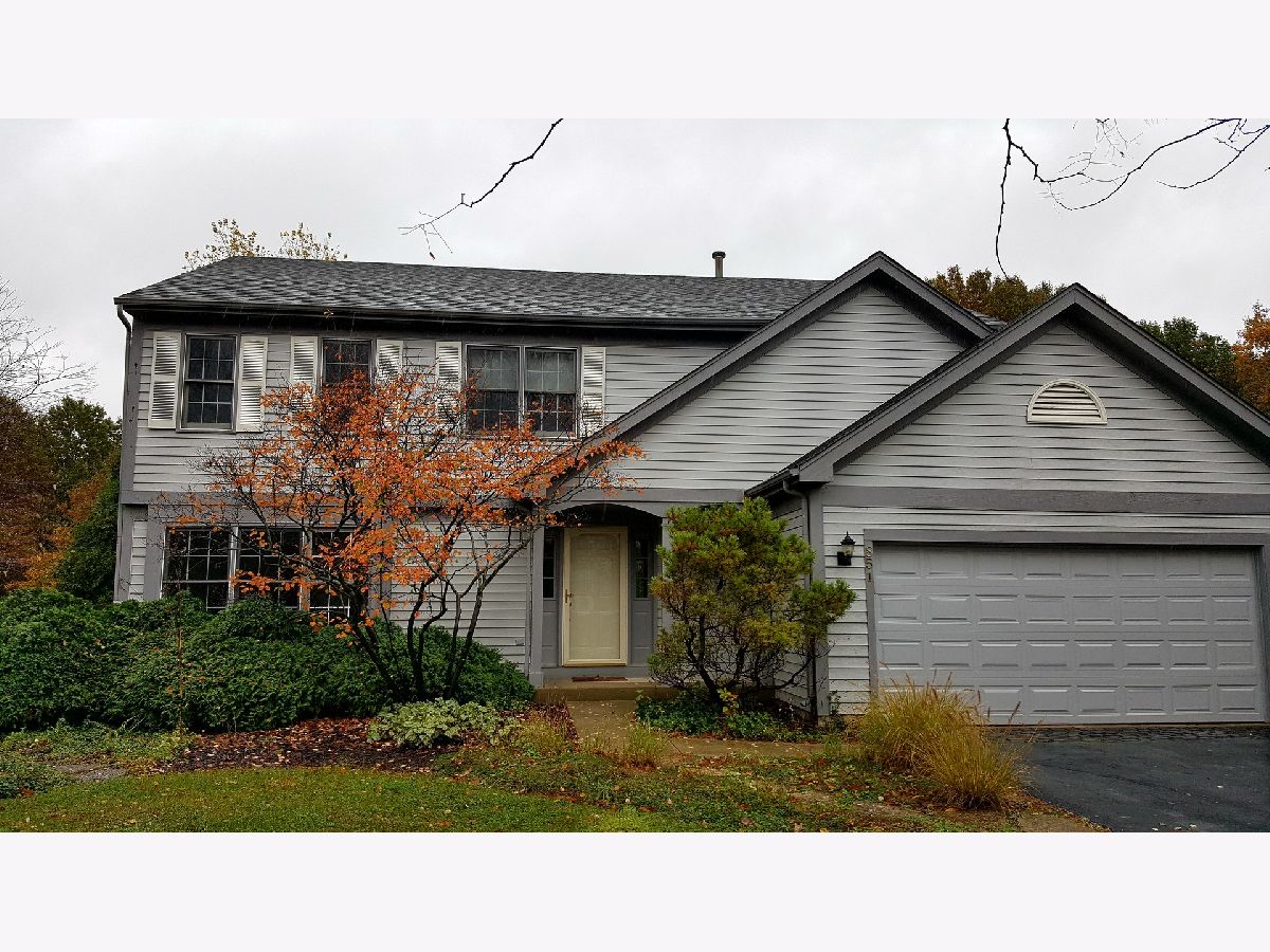 Homes & Condos & Townhomes Rented Stonebrook Estates Gurnee Illinois, 851 Hartford