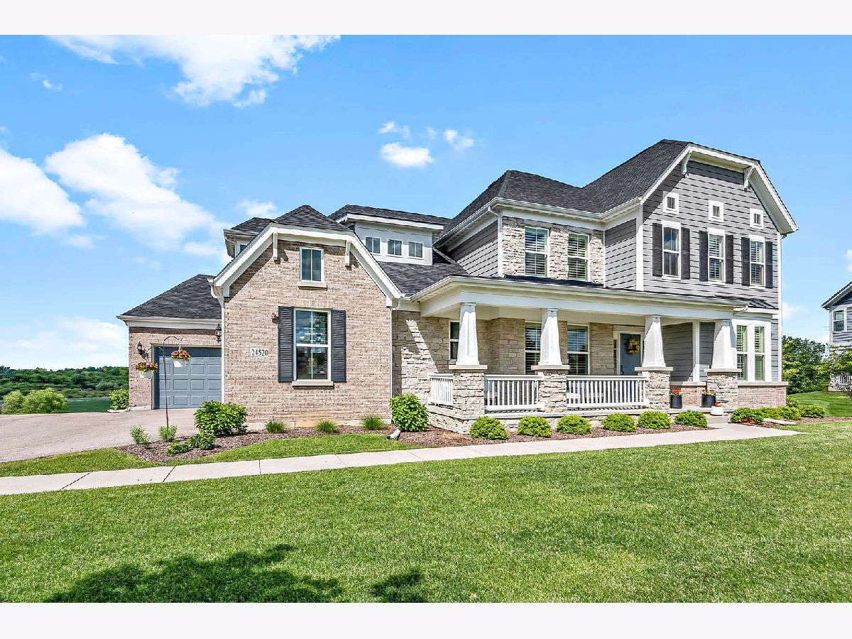 Homes Sold Tallgrass Lake Barrington Illinois, 24520 Blue Aster