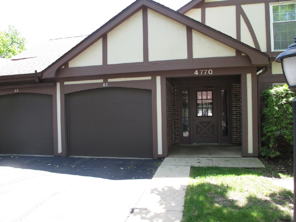 Condominiums & Homes Rented Willow Bend Rolling Meadows Illinois, 4770 Calvert