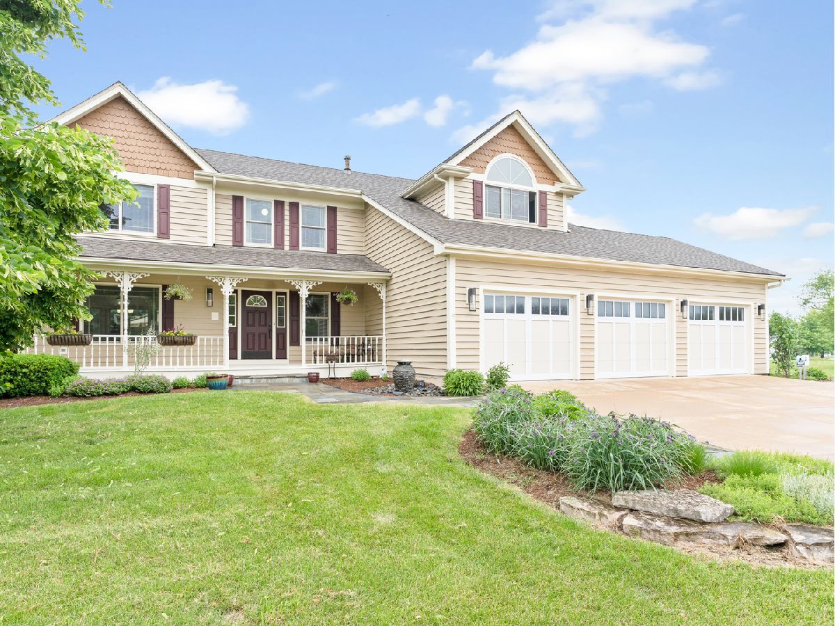 Homes Sold Silver Glen Meadows St Charles Illinois, 41W660 Fox Bend