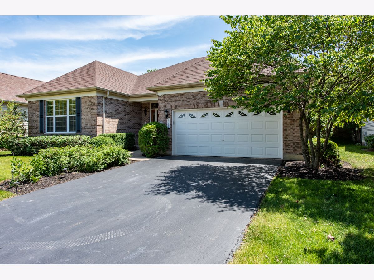 Homes Sold Glen Garden Estates Mundelein Illinois, 2281 Creekwood