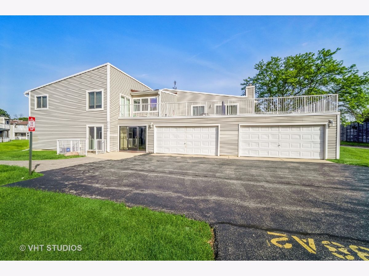 Condos & Townhomes Sold Whispering Pines Palatine Illinois, 2238 Baldwin
