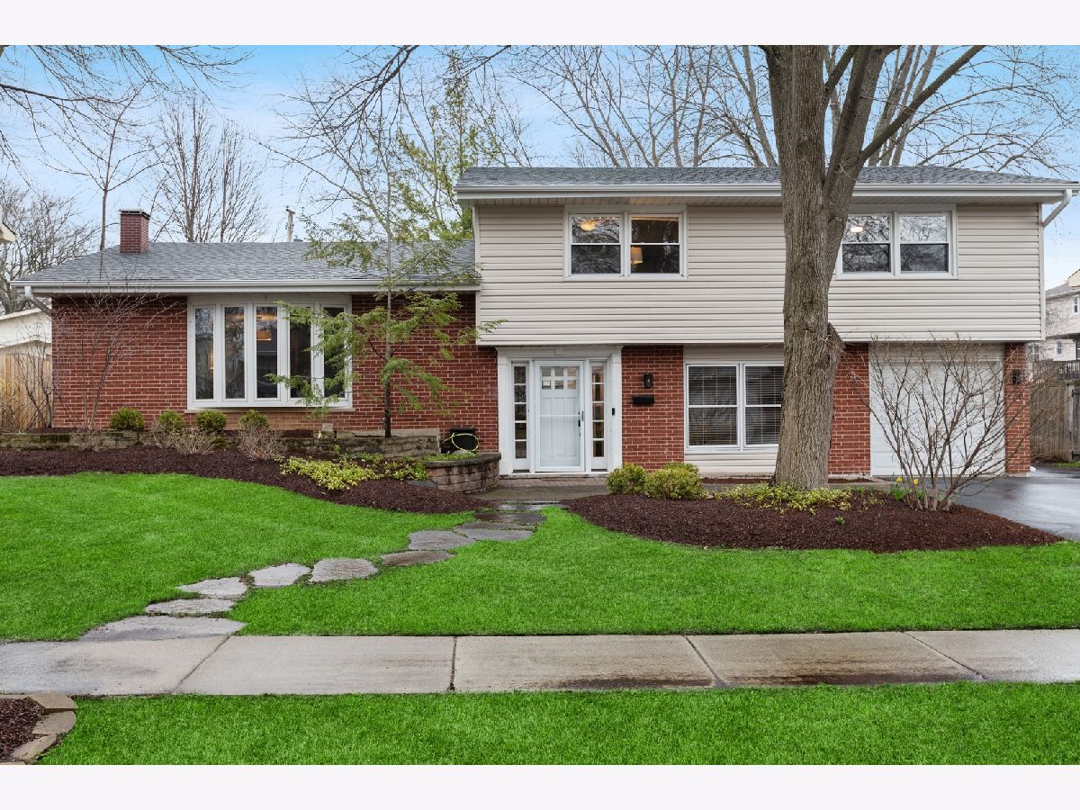 Homes Sold Blueberry Hill Libertyville Illinois, 150 Blueberry