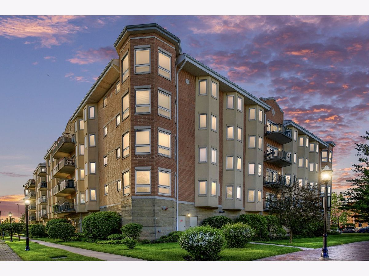 Condos & Townhomes Sold Towne Centre Condominiums Bensenville Illinois, 100 Roosevelt