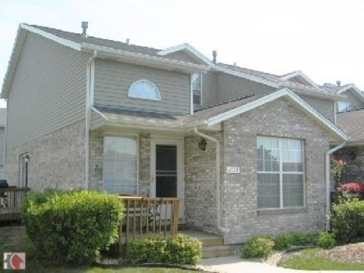 Townhomes Sold Courtyards Justice Illinois, 8027 82nd