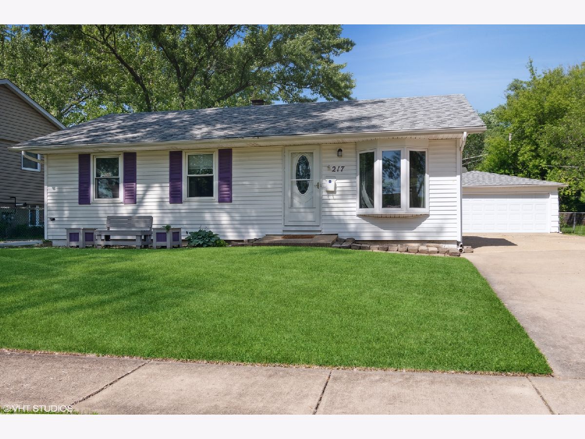 Homes Sold Green Meadows Streamwood Illinois, 217 Kosan