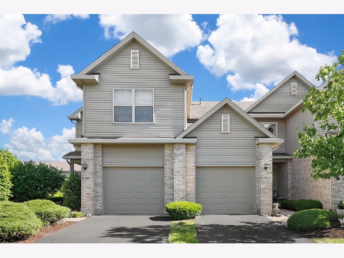Townhomes Sold Mansfield Tinley Park Illinois, 9062 Mansfield