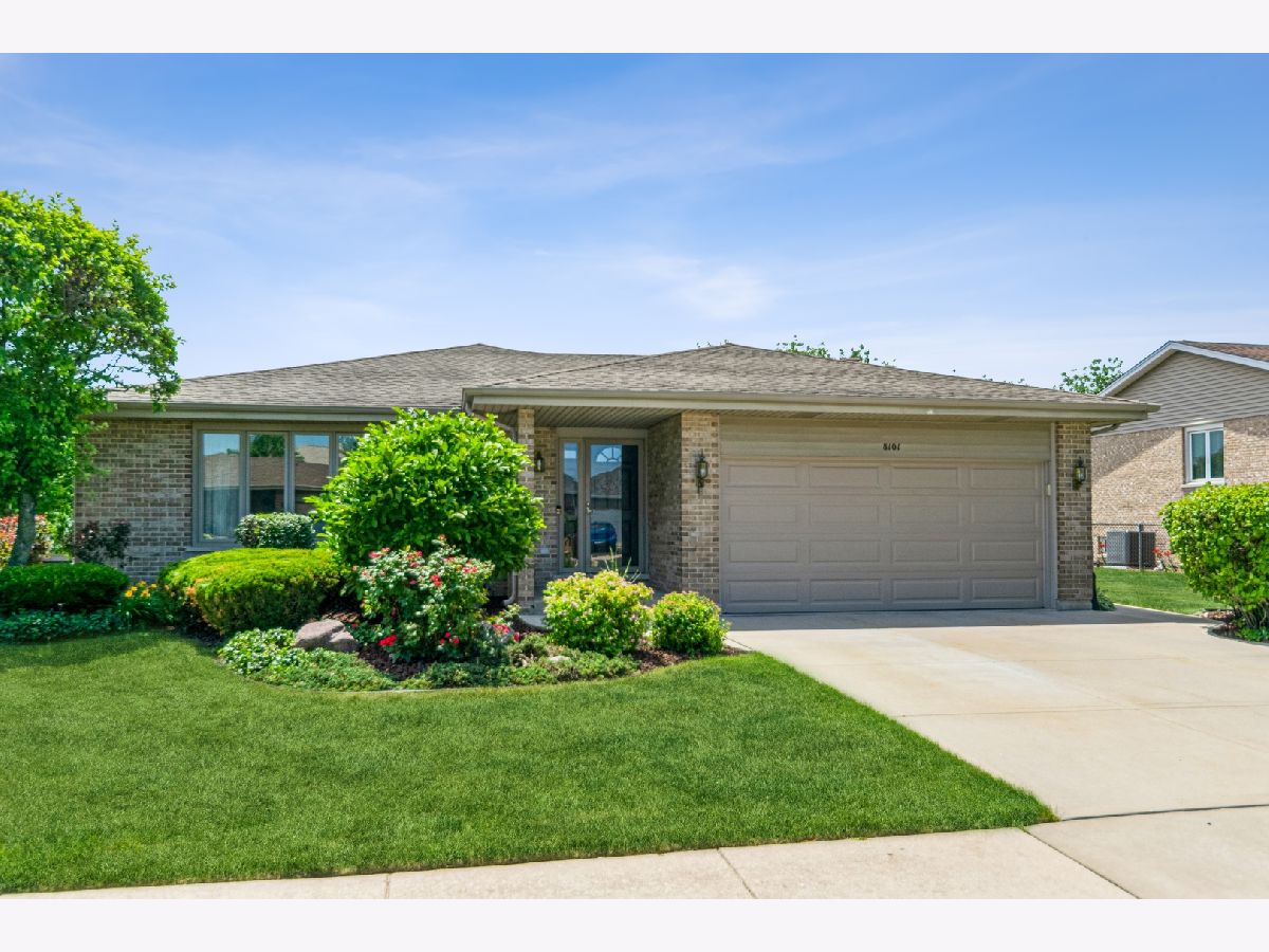 Homes & Townhomes & Condos Sold Meadow Park Tinley Park Illinois, 8101 161st