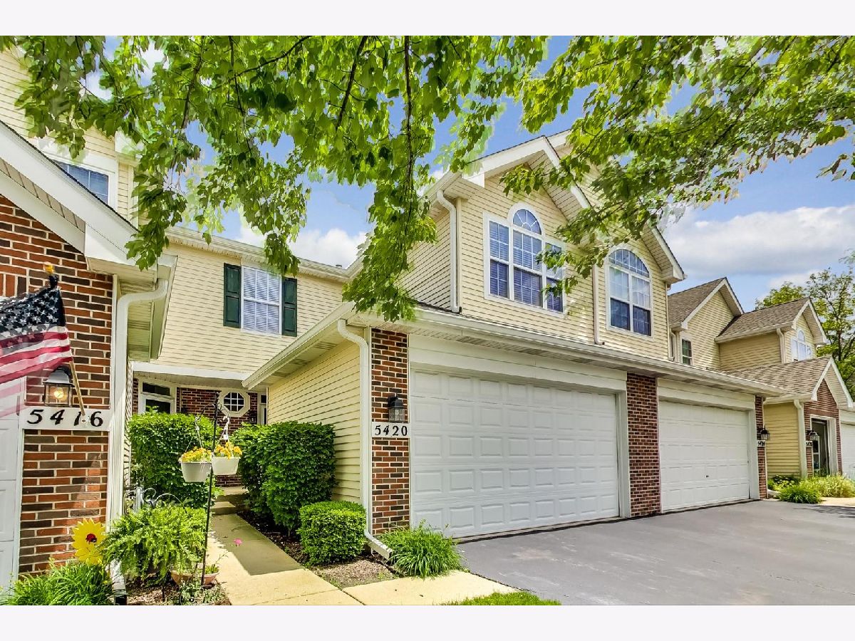 Townhomes Rented Elizabeth Place Rolling Meadows Illinois, 5420 Mayflower