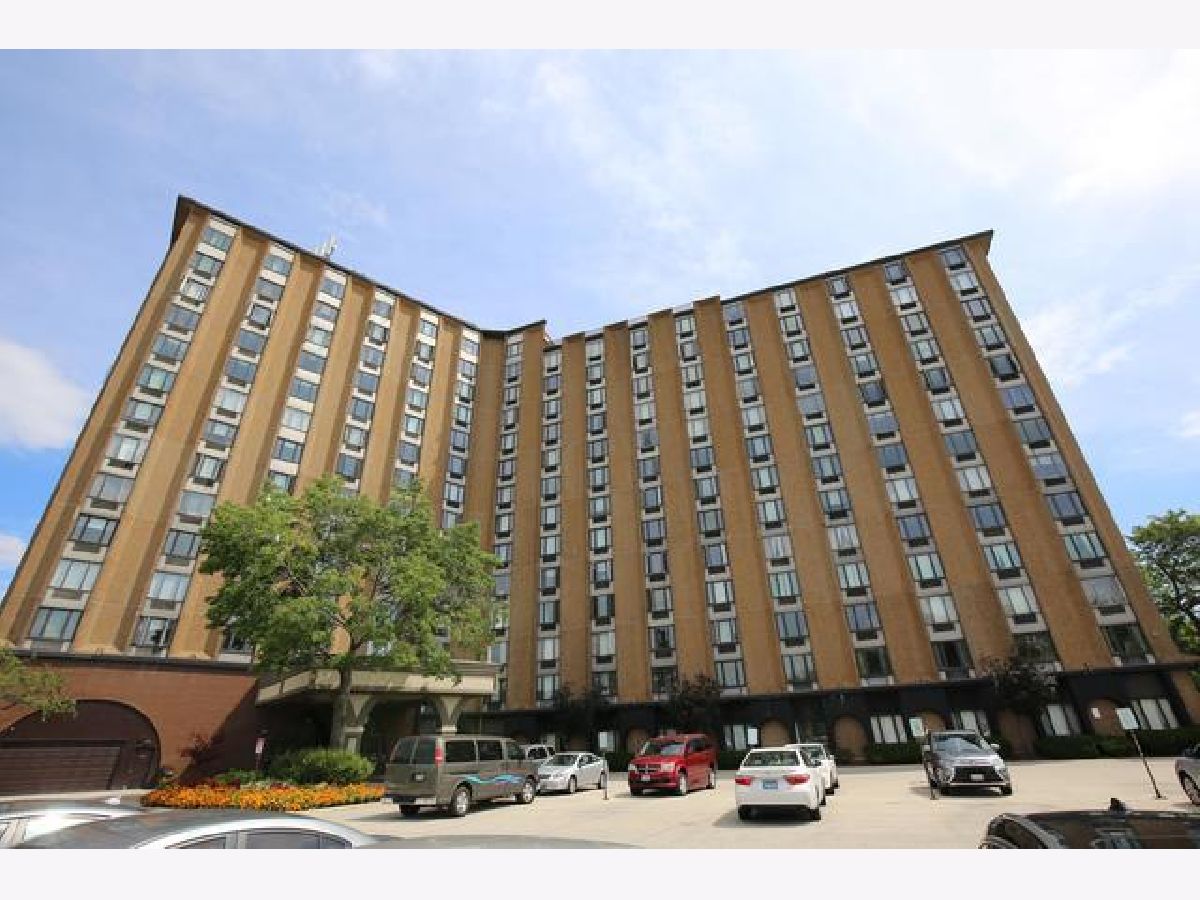 Condominiums Rented Renaissance Place Palatine Illinois, 1 Renaissance