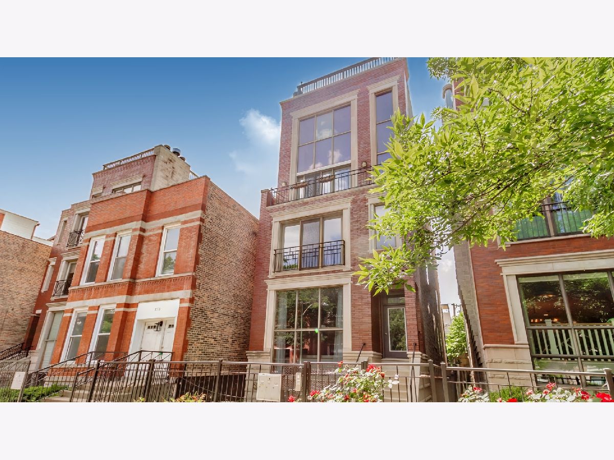 Condominiums & Homes Sold East Ukrainian Village Chicago Illinois, 860 Paulina