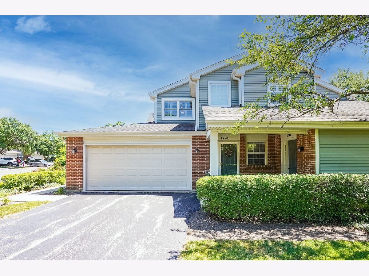 Townhomes & Condos Sold Saint James Arlington Heights Illinois, 1721 Orchard