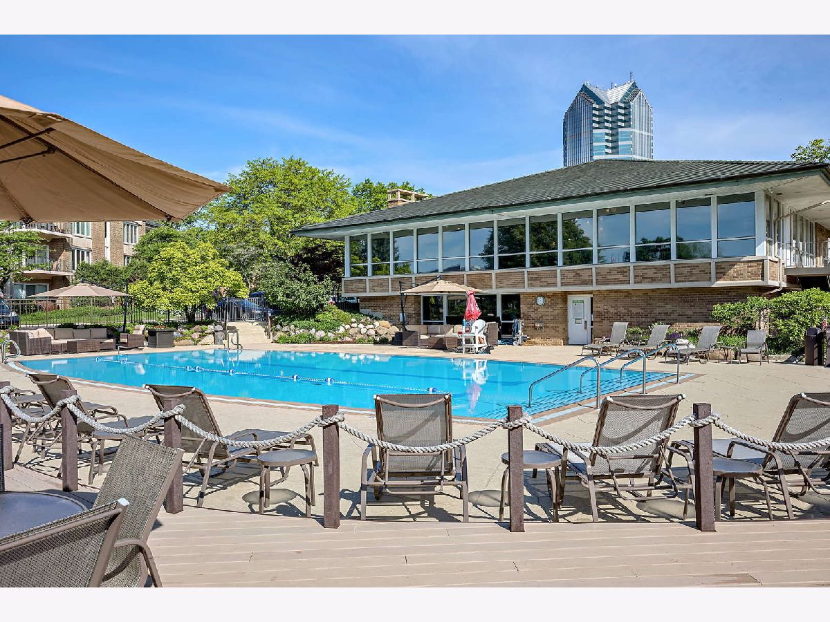 4 Oak Brook Club Drive, Oak Brook, Illinois 60523 MLS 11440196