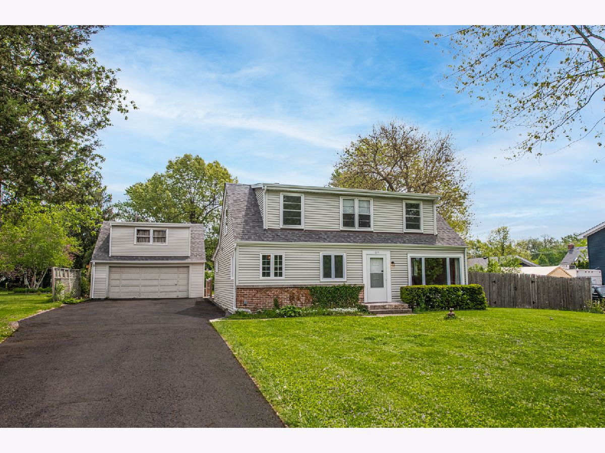 Homes Sold Pleasant Hill Carol Stream Illinois, 1N115 Woods