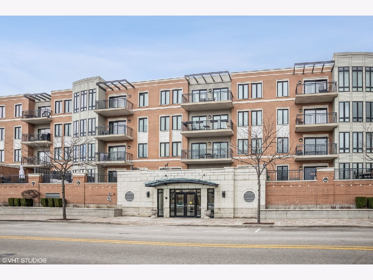 Condominiums Sold Crescent Court Elmhurst Illinois, 135 York