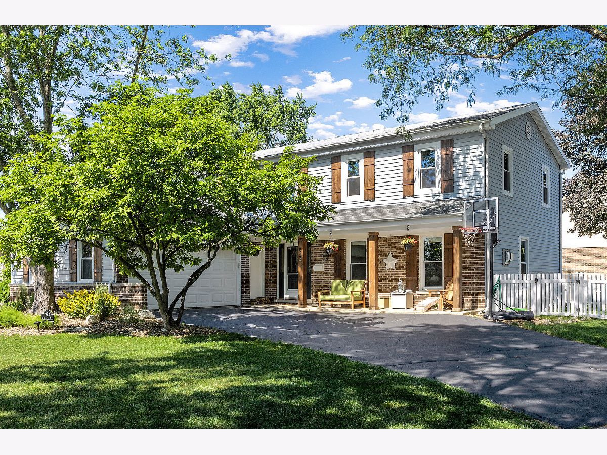 Homes Sold Spinnaker Cove Palatine Illinois, 922 Williams
