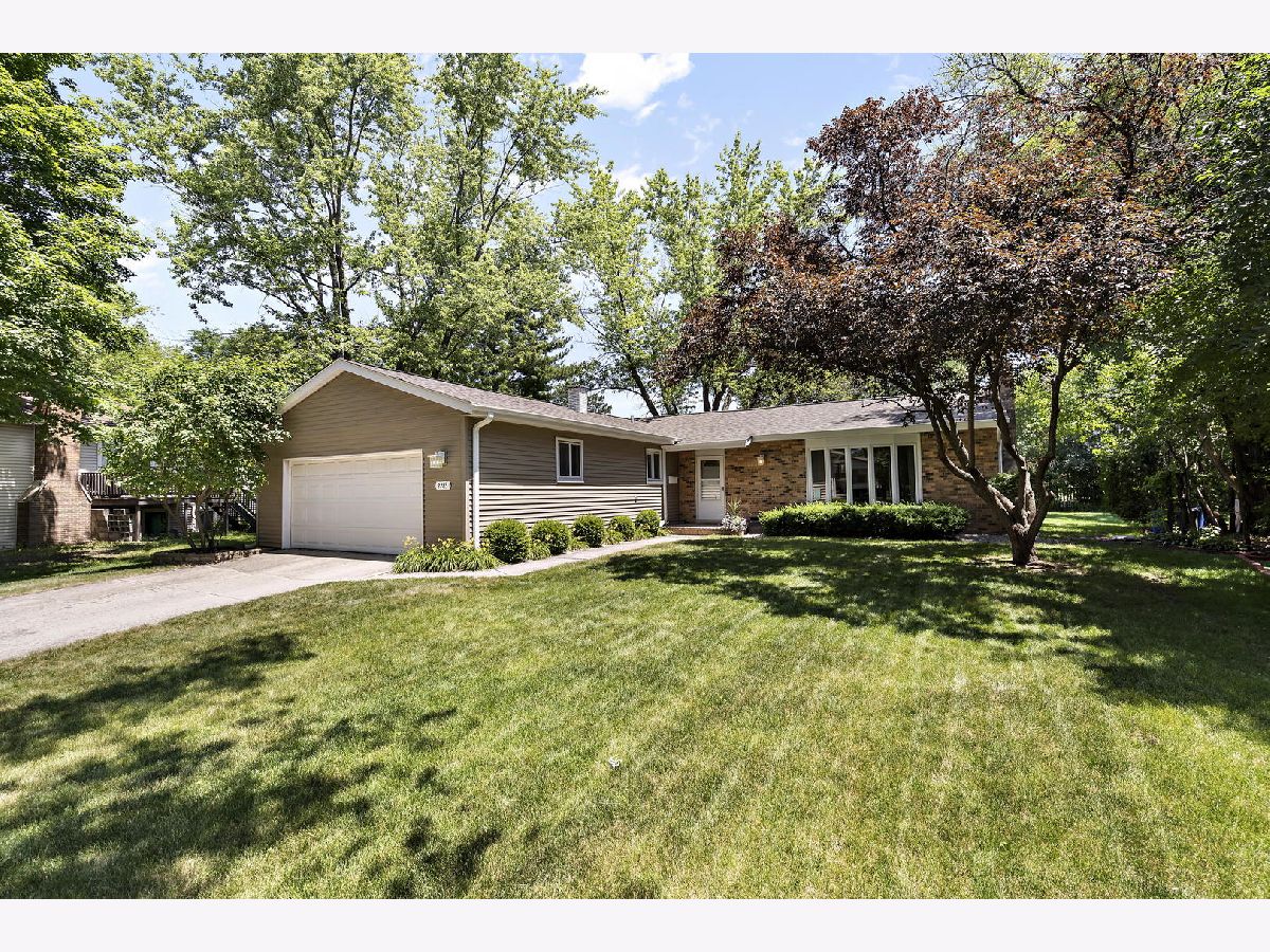 Homes Sold Briarcliffe South Wheaton Illinois, 2283 Durham