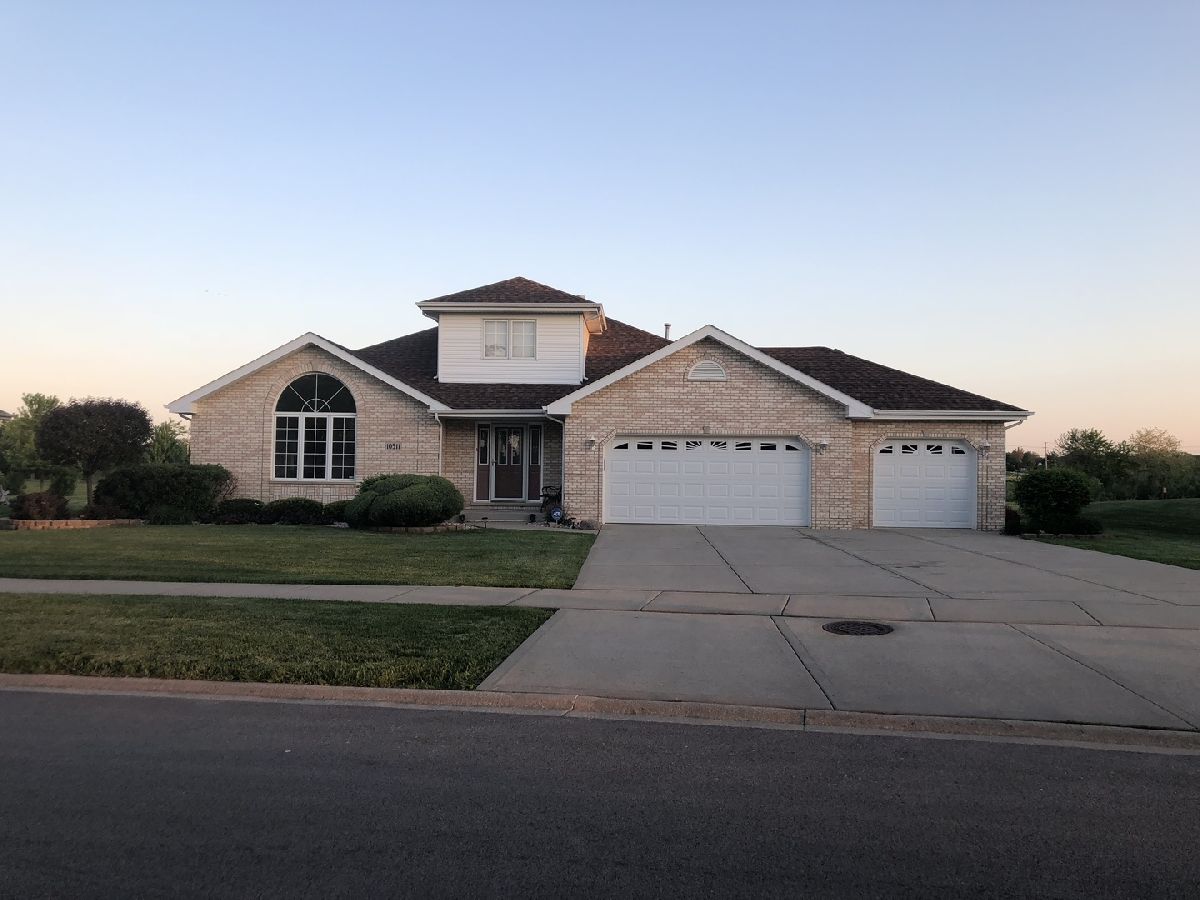 Homes & Townhomes Sold Marley Creek Mokena Illinois, 10511 Camden