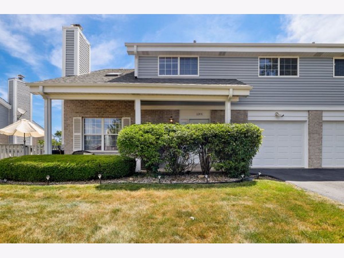 Townhomes & Condos & Homes Sold Steeple Run Tinley Park Illinois, 16441 Cobble Stone
