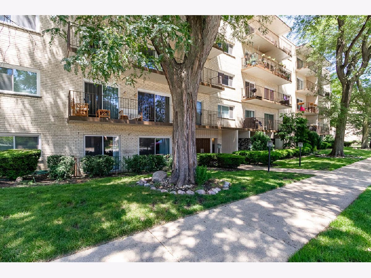 Condominiums Sold Ferris Point Condos Morton Grove Illinois, 8630 Ferris