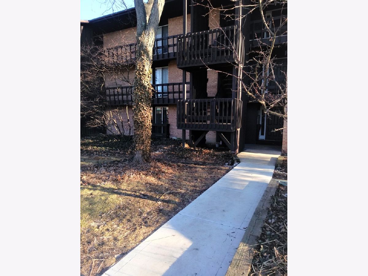 Four Lakes Lisle IL, Condos & Townhomes For Sale & For Rent Sadie