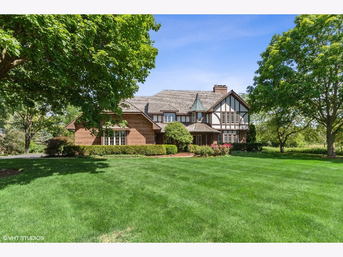 Homes Sold Highland Pines Long Grove Illinois, 6215 Pine Cone
