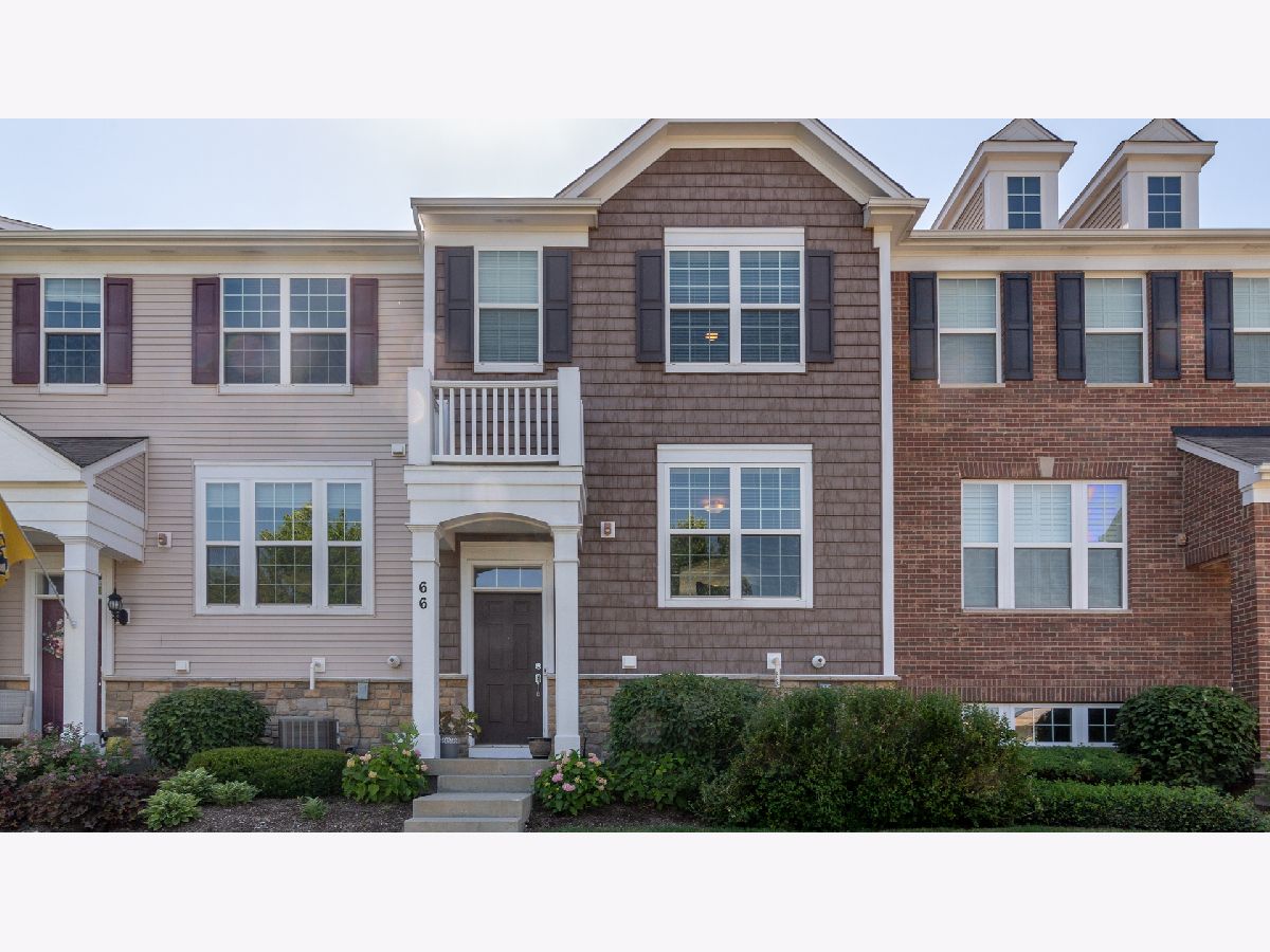 Townhomes Sold Arlington Crossings Arlington Heights Illinois, 66 Dryden