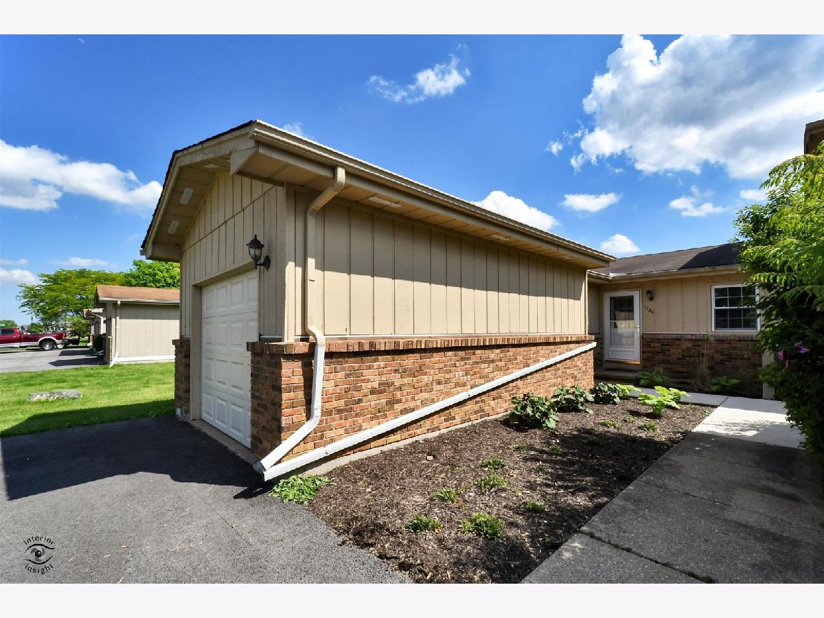 Townhomes Sold Country View Townhomes Sandwich Illinois, 1124 Arnold