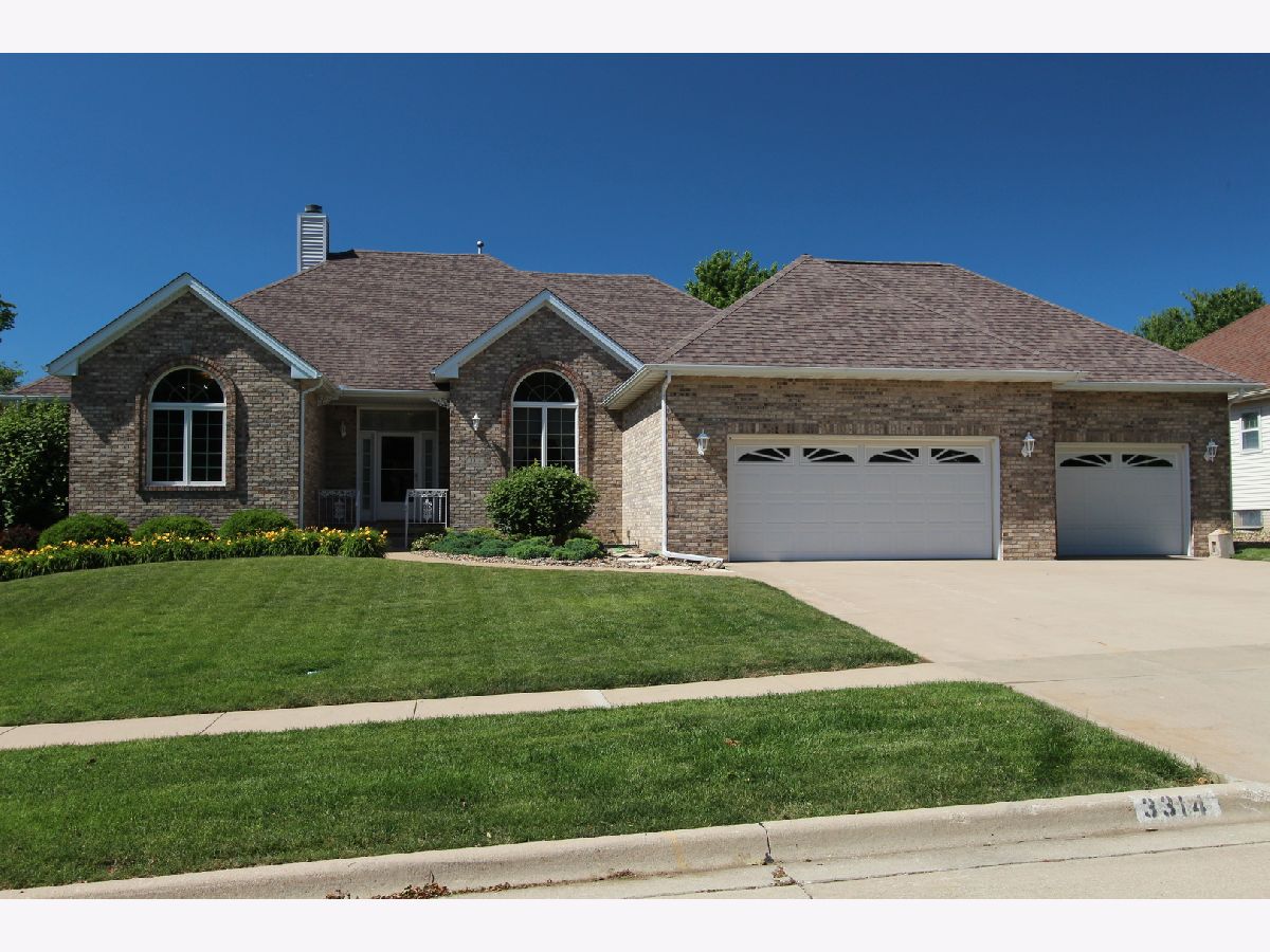 Homes Sold Eagle Crest North Bloomington Illinois, 3314 Monticello