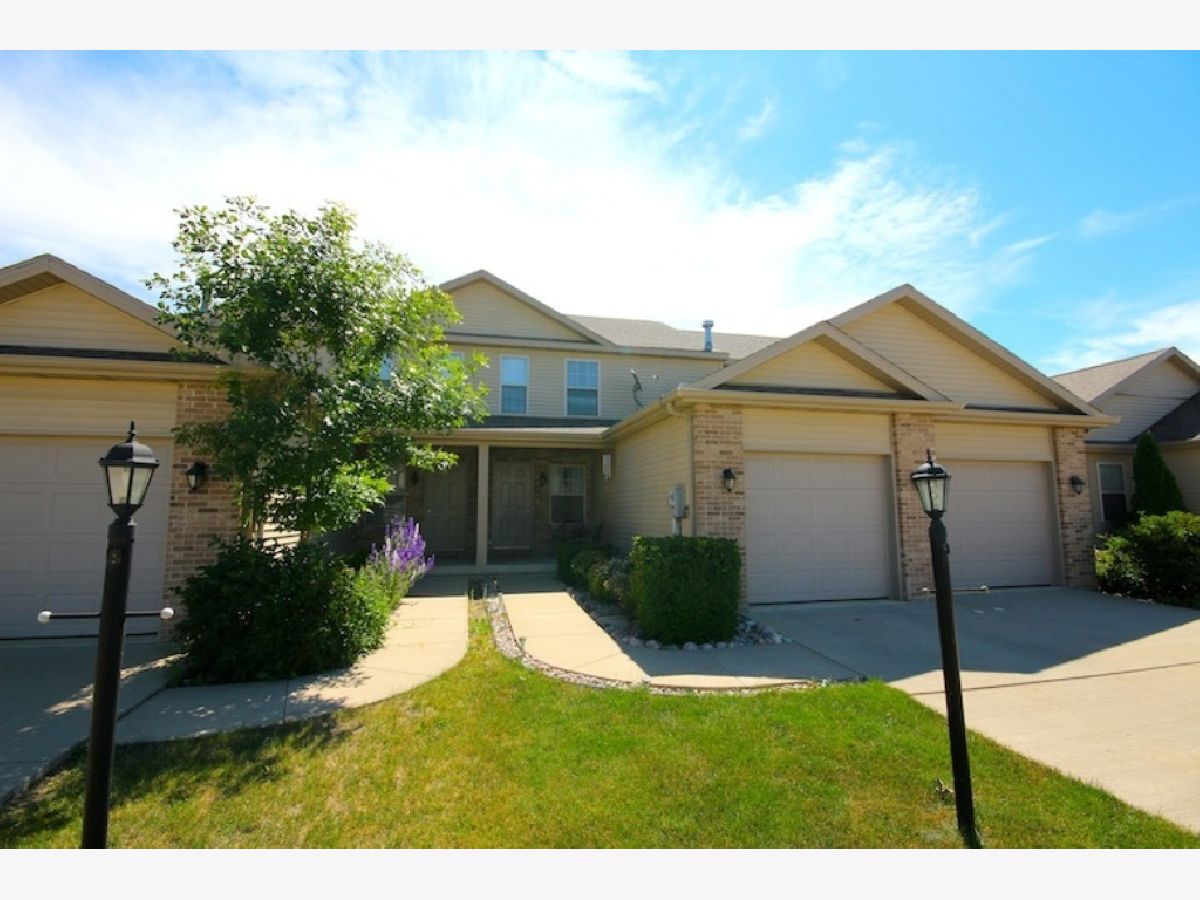  Rented Champaign Illinois, 806 Cobblefield