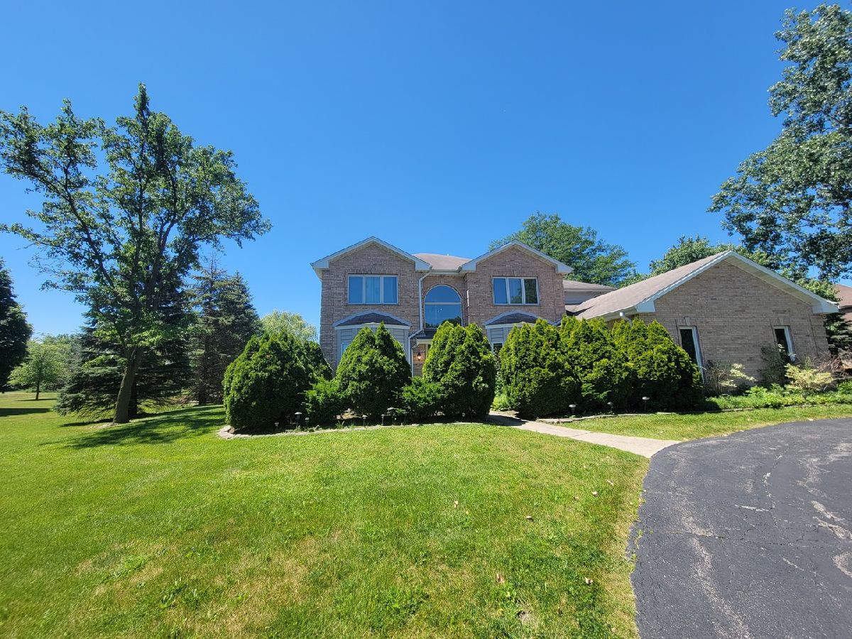 Homes Sold Indian Trails Mundelein Illinois, 25834 Arrowhead
