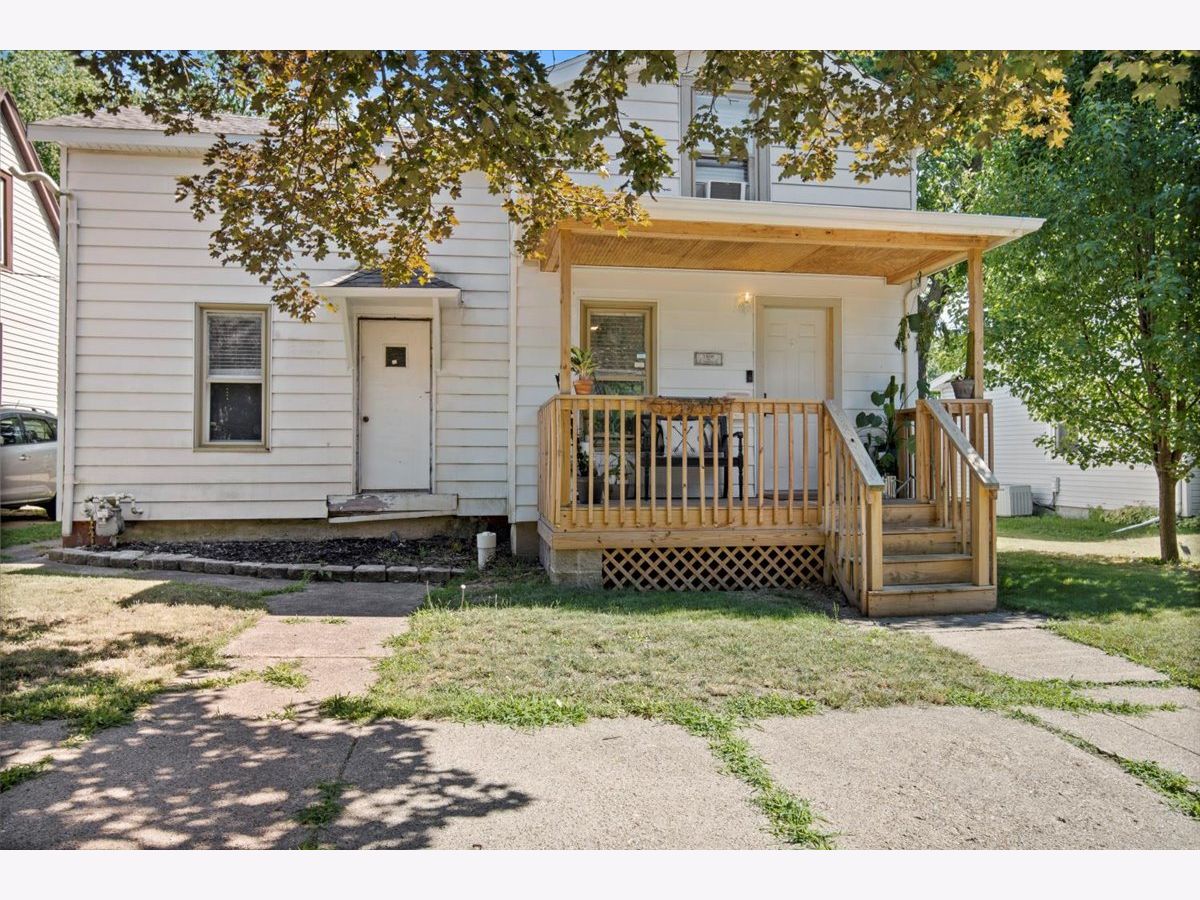 Homes Sold Oneill Park Bloomington Illinois, 1406 Chestnut