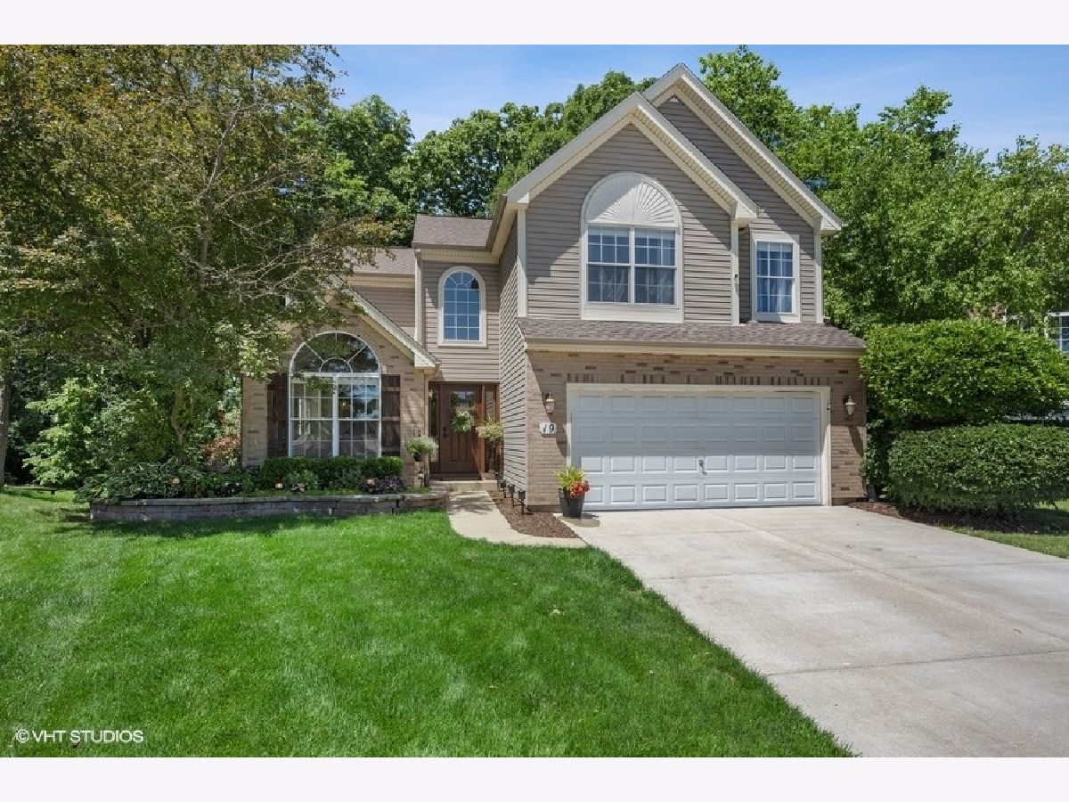 Homes Sold Emerald Hills Streamwood Illinois, 19 Eagle